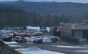 (ВИДЕО) Масакр во Канада: 10 мртви, 25 повредени, напаѓачот е идентификуван