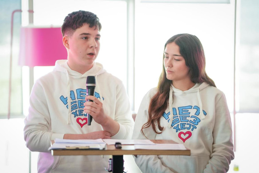 Децата предводат национална иницијатива за интернет без омраза