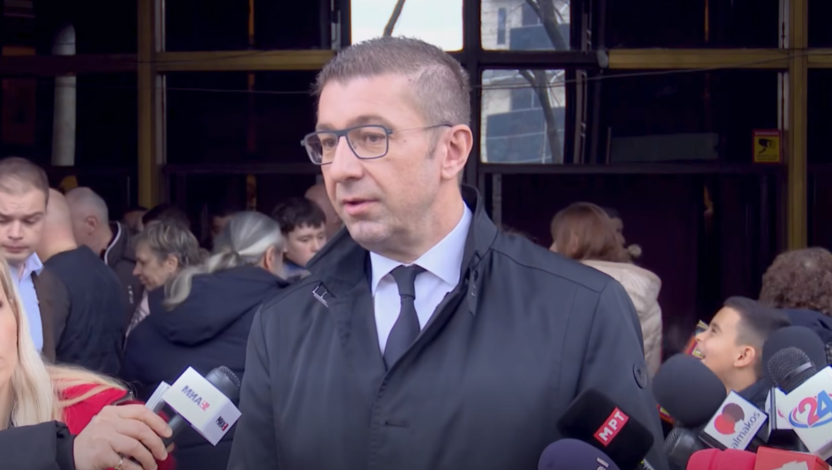 Очекувам администрацијата да ги подобри услугите кон граѓаните и бизнисот: Мицкоски има големи очекувања од администрацијата, по зголемувањето на платите