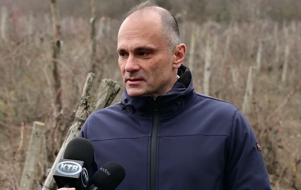 Филипче обвинува дека субвенциите за земјоделците се кратат за 40 милиони евра, Трипуновски негира