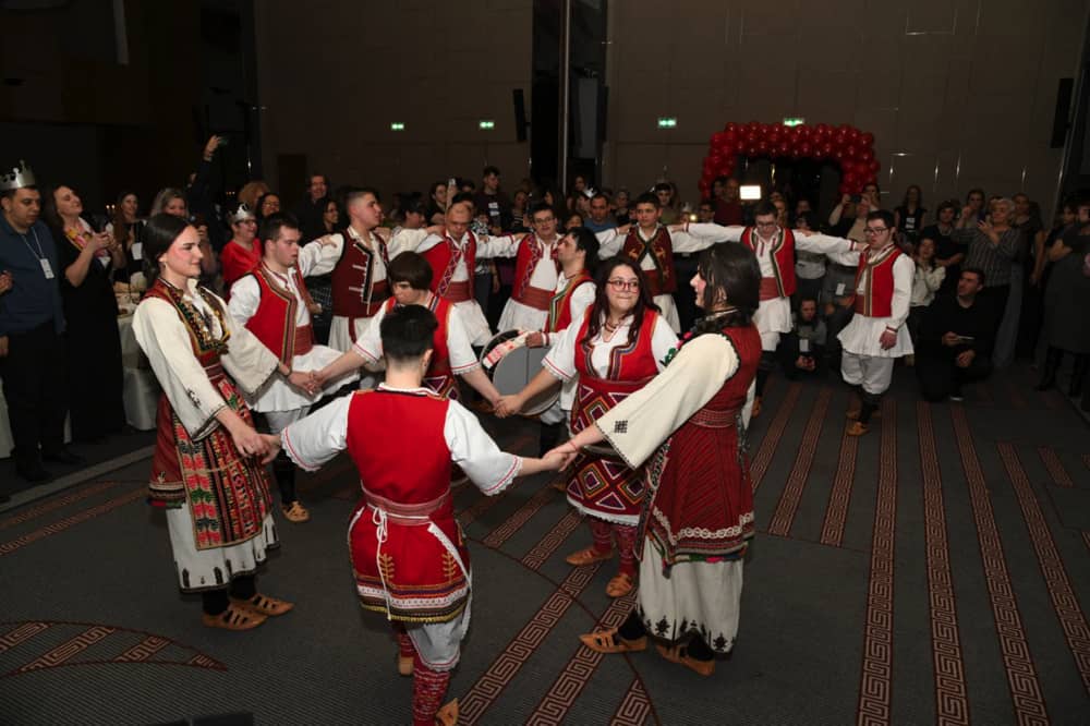 Повеќе од 250 млади блесна на Night to Shine