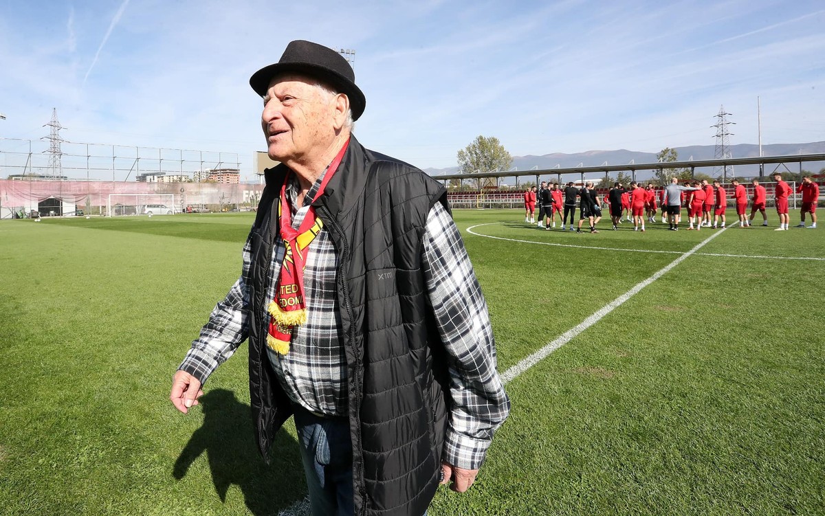 „Може мене да ме суспендирате, ама Македонија не можете“ — Драматичната животна приказна на Андон Дончевски, човекот што ја изгради фудбалската гордост на Македонија