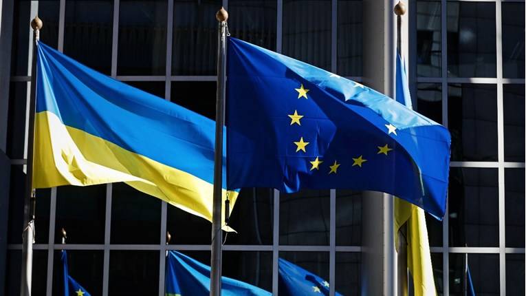 Украина ги отфрли заканите од Словачка и Унгарија: заканувајте му се на Кремљ