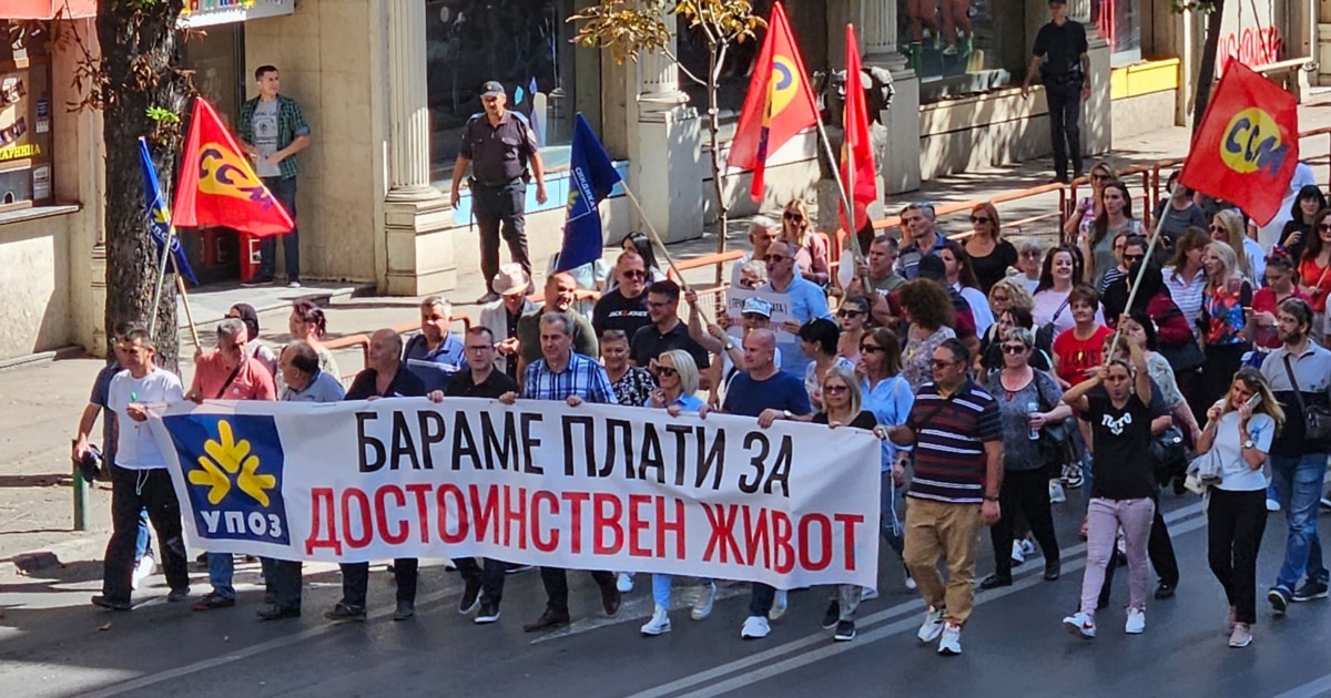 Над 10.000 административци ќе имаат покачување на платите од 40% до 2028