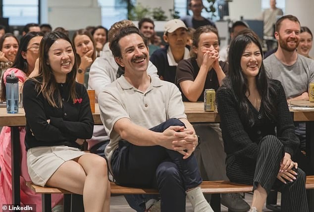 Повеќе од 100 австралиски работници стануваат милионери преку неверојатна продажба на стартап во вредност од 1,6 милијарди долари – Животот им се менува преку ноќ