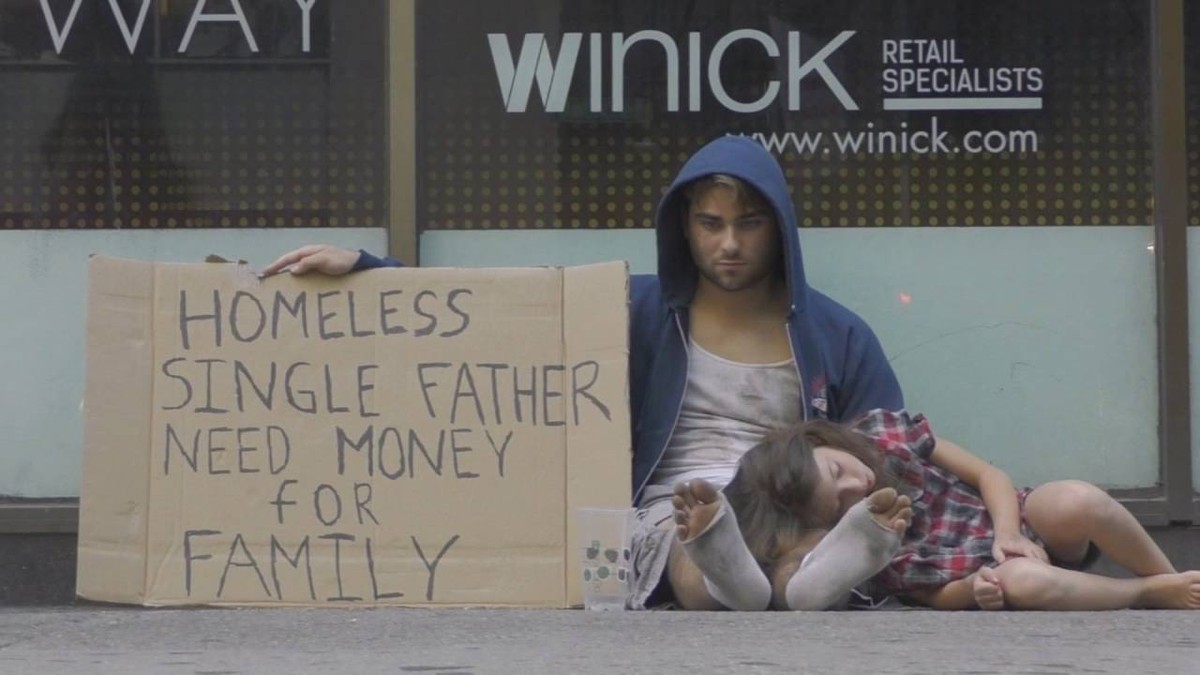 Технологијата носи мрачна иднина за сиромашните: Роберт Рајх предупредува дека генерациите работници ќе гладуваат поради ефектите од вештачката интелигенција