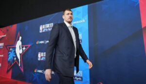 „Во моментов не постои понесоодветен играч за Ол-стар од Јокиќ“