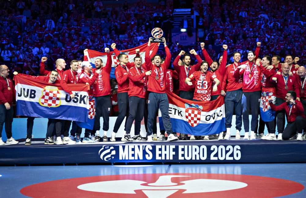 Хрватската влада ќе им организира дочек а ракометарите – ќе пее Томпсон!