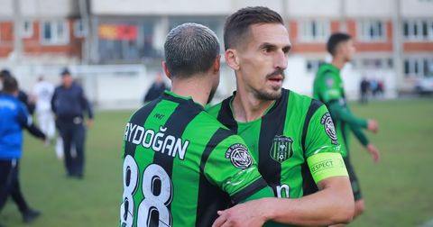 Башкими 1947: Се повлековме од терен заради национализам