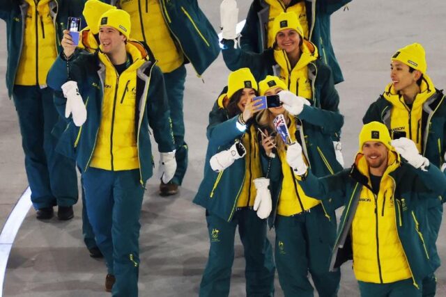 Поблиску до моментите: Самсунг Галакси (Samsung Galaxy) ги овековечува моментите на церемонијата за отворање на Зимските Олимписки Игри Милано Кортина 2026