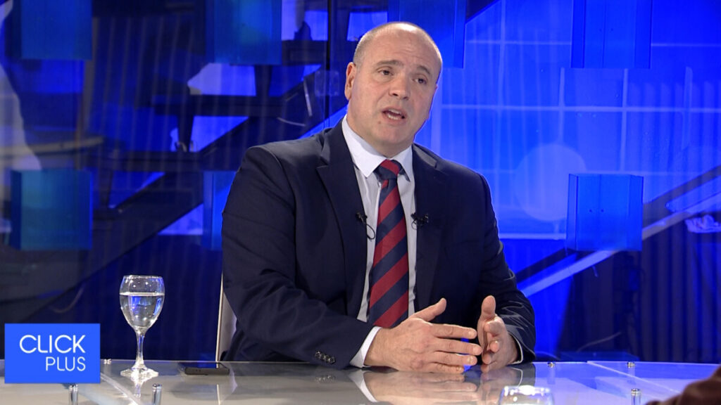 Димитриевски: Задоволен сум од платата, бидејќи од платата не живеам