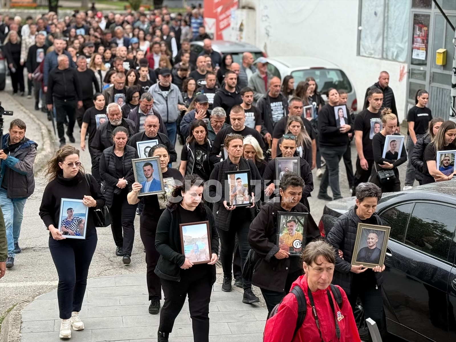 Одобрени обвиненијата за 13 полицајци за пожарот во „Пулс“