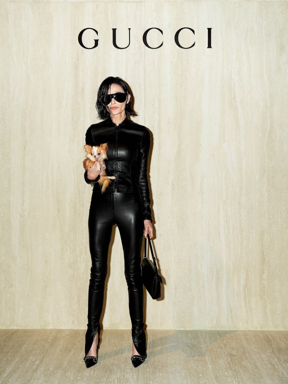 Деми Мур ги пронајде сите со драстична промена: Ваква „боб“ фризура ретко се гледа