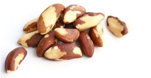 КОЛКУ НАВИСТИНА СЕ ЗДРАВИ БРАЗИЛСКИТЕ ОРЕВИ? Нутритивна моќ во само еден залак