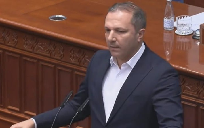 (Видео) СДСМ ја напушти седницата откако предлогот за минимална плата од 600 евра не се најде на дневен ред