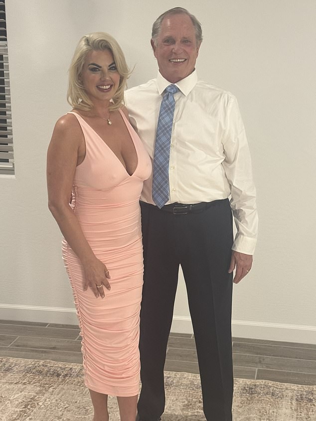 Вистинска „Pretty Woman“ приказна: 46-годишна поранешна секс-работничка се омажи за својот милионер клиент (77) и го шокираше неговото семејство