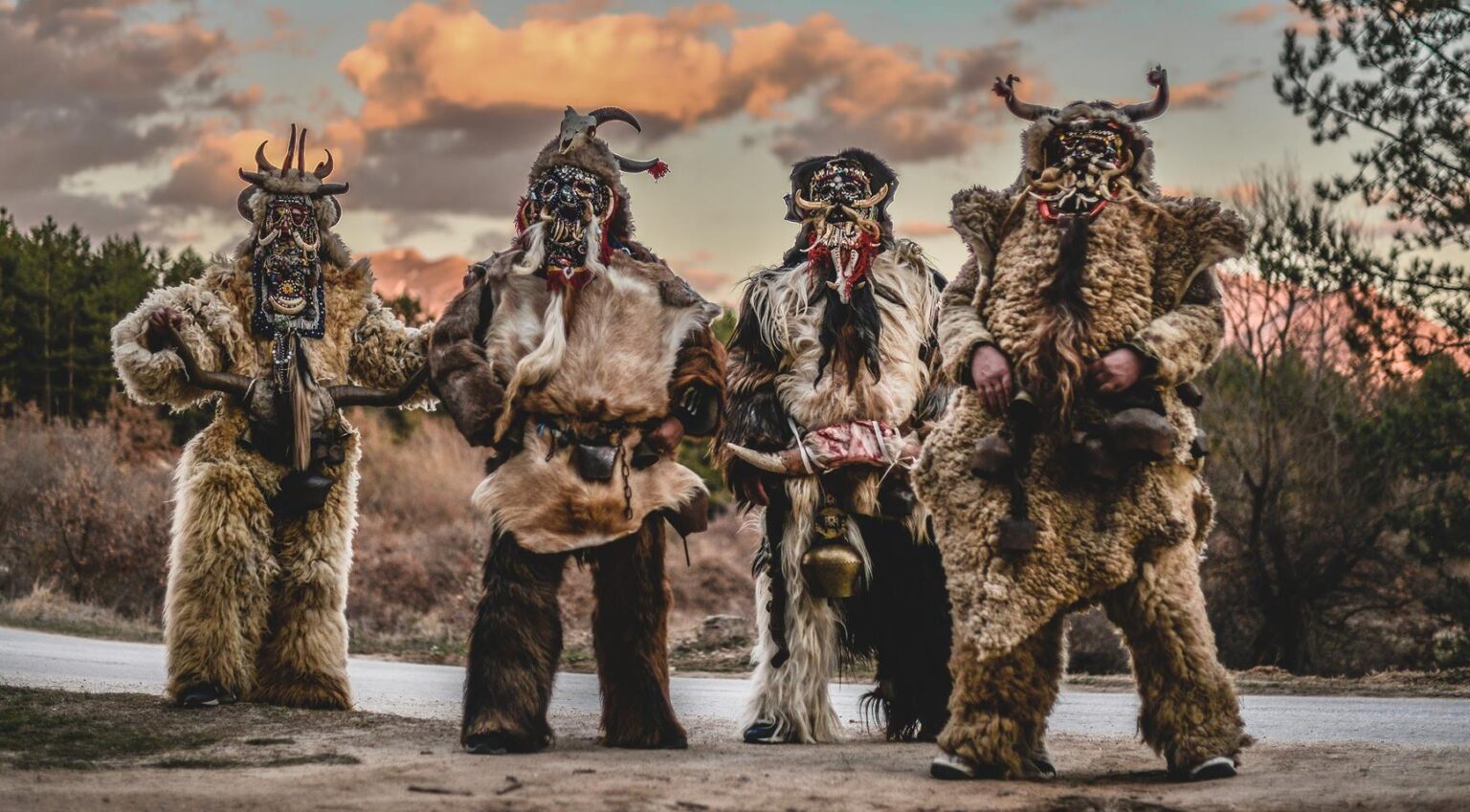 100 години прилепски мечкари: Прилеп ја слави Прочка со вековен ритуал