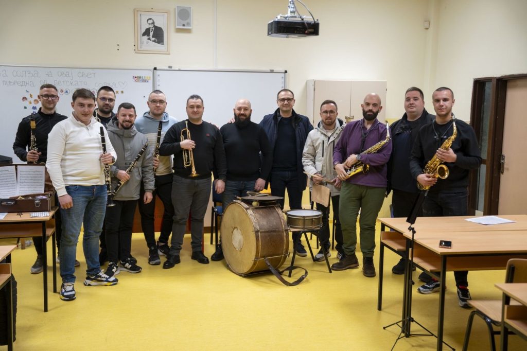 СЕ ВОЗОБНОВИ ПРИЛЕПСКИОТ ДУВАЧКИ ОРКЕСТАР СО ПОДДРШКА НА ОПШТИНАТА