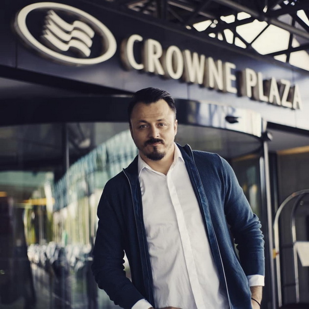 КАЈМАКОВСКИ КИДНАПИРАН ВО БЕЛГРАД: Ми се закануваа со пиштол, зборуваа англиски и турски, сведочи македонскиот пејач