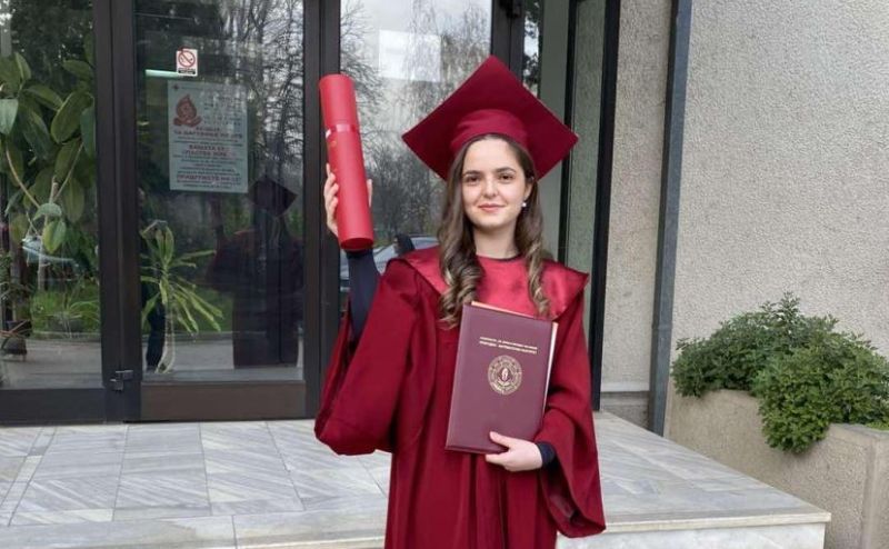Милена Николовска е најдобар студент на Институтот за биологија, со просек 9,84: „Во молекуларната биологија лежат одговори за многу заболувања“