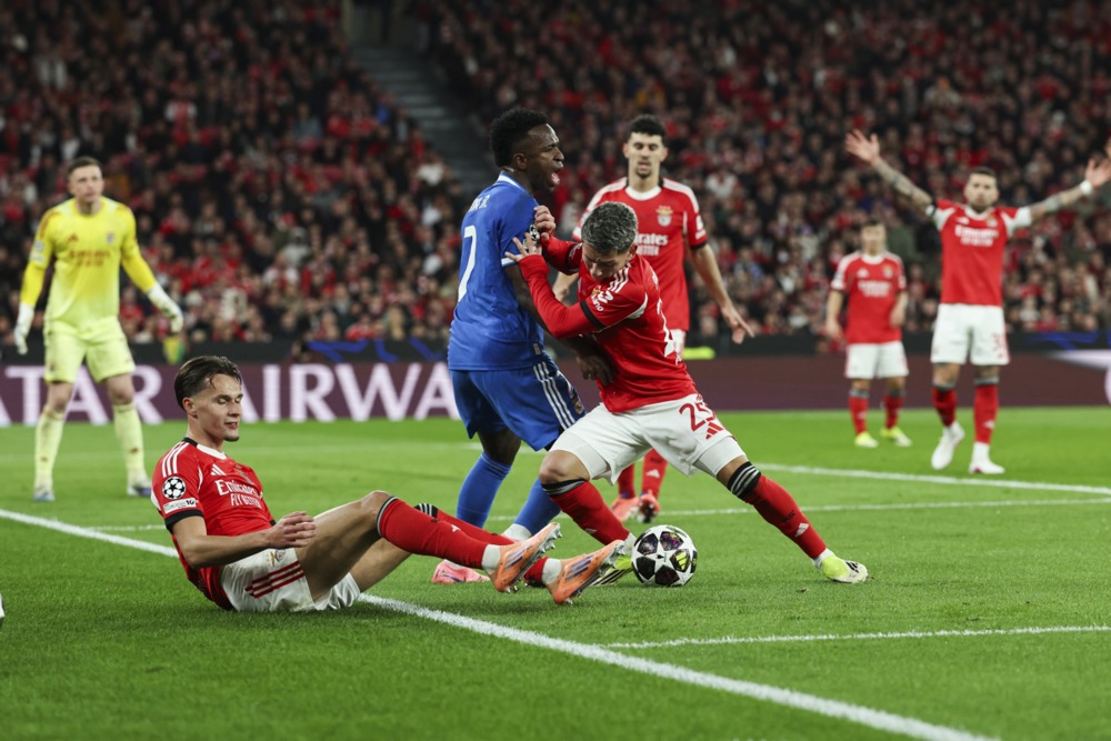 Војната продолжува: Винисиус му кажал на Престијани дека е – џуџе!