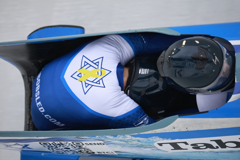 Швајцарски коментатор со коментар за боб санкачи од Израел