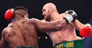 Тајсон Фјури излегува на меч со човек планина