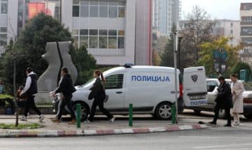 МВР: Лажни дојави за бомби во неколку училишта во Скопје и во Тетово