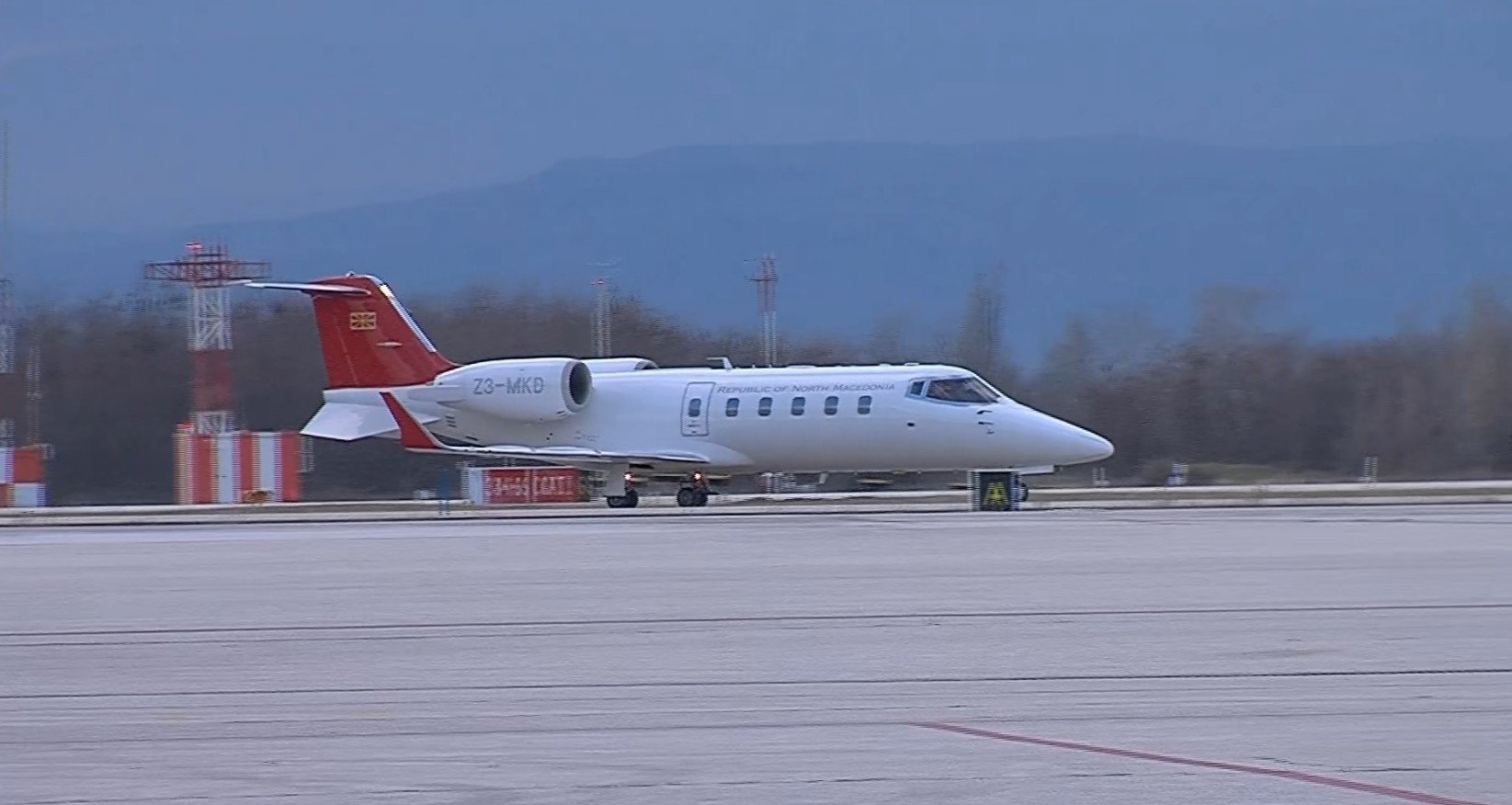 Владата се откажува од намерата да купи нов авион