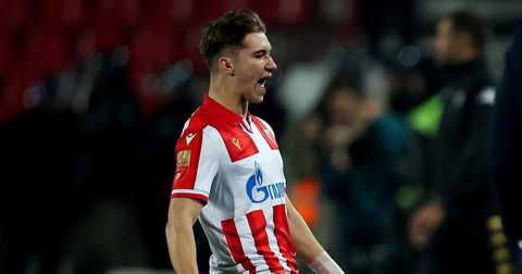 Мега-талентот Костов влезе во историјата на „вечното дерби“