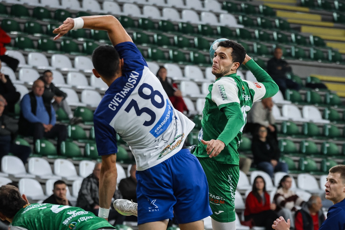 ВО ЖИВО  Радовиш – Еурофарм Пелистер 2, Шампион – Стружанка, Младост – Партизан