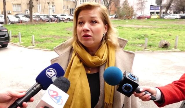 Василевска обвинува за „премногу навредлив атак врз пратениците“ по денешната блокада на Собранието