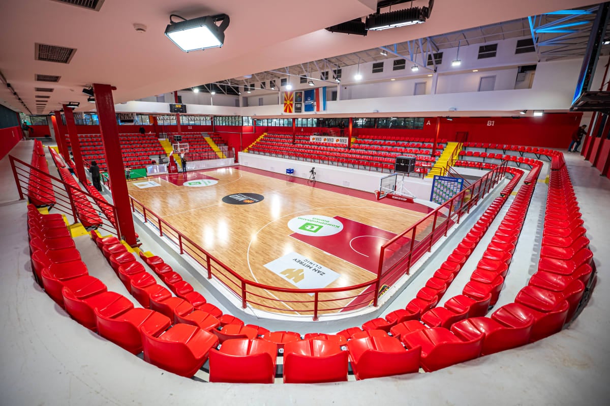 Мрежичките во „новиот“ Градски парк сефтосани со стил – со атрактивно забивање (ВИДЕО)