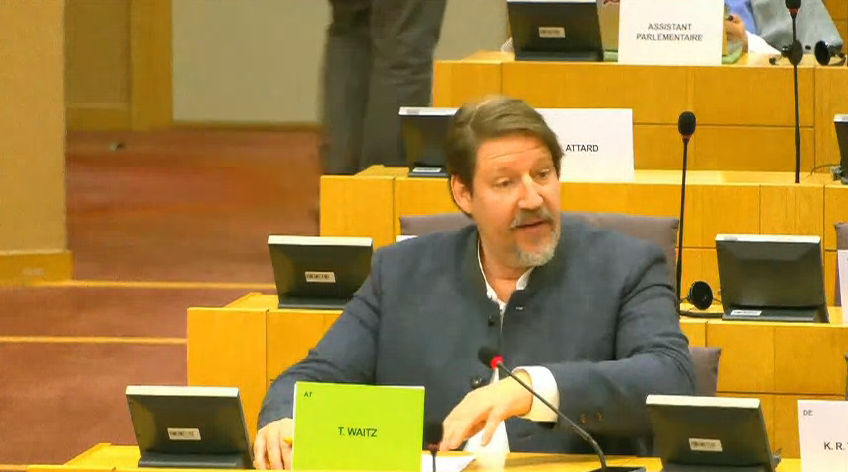 Вајц: Македонија да го искористи позитивниот момент за проширување на ЕУ, итно се потребни уставни измени