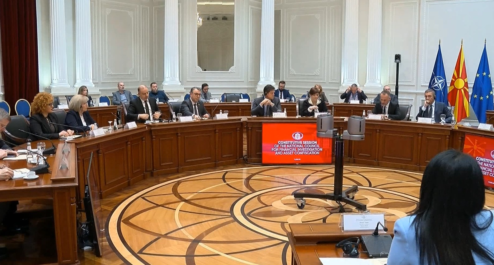 Експерти: Реконструкцијата, можните предвремени избори и партиски прелети ја вжештуваат реториката