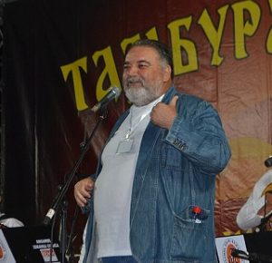 Денес роденден прославува Љупчо Бубо Каров – еден од нашите најпознати комичари и легендарен член на К-15