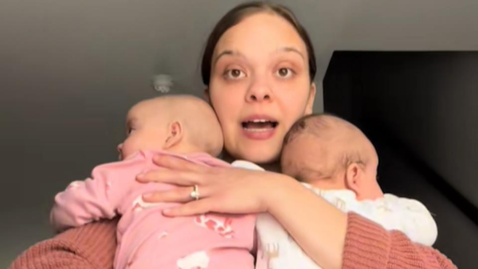 Мајка на близнаци се породила природно, а потоа следела паника: Не го очекувала она што го кажал докторот