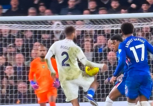 Познато зошто не бил поништен вториот гол на Лидс против Челси (ВИДЕО)