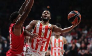 Црвена Звезда поразена од Олимпијакос, Барселона шокирана дома од Париз