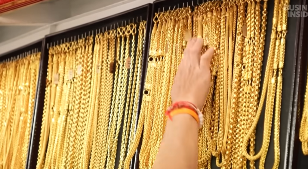 Зошто се намали цената на златото?