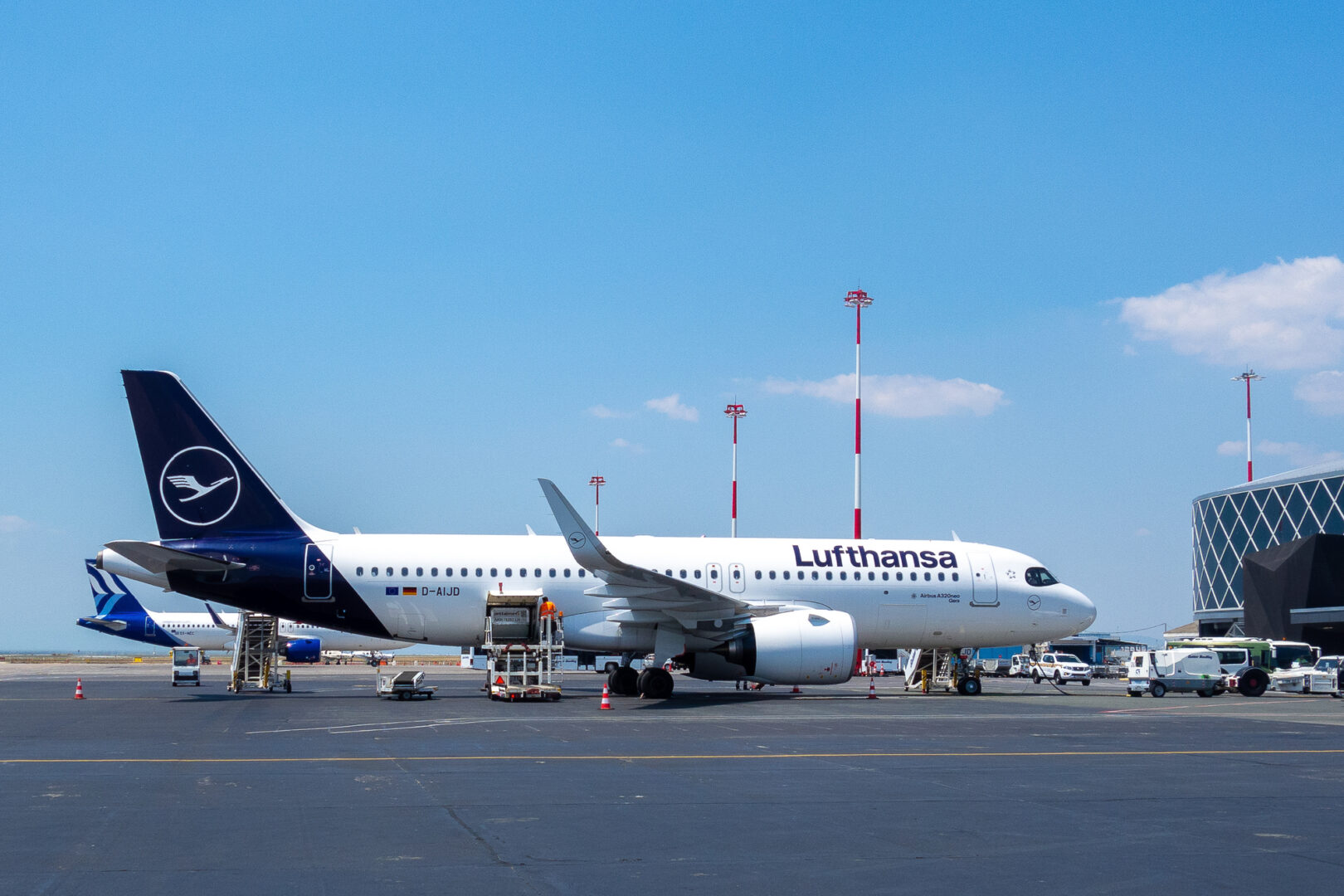 Пилотите и кабинскиот персонал на „Луфтханза“ најавија целодневен штрајк