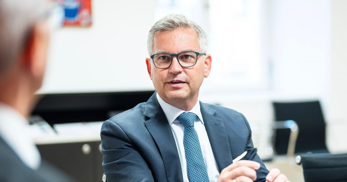 Брунер: Потребно е време за привикнување на новата визна Стратегија на ЕУ