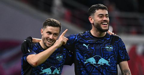 ВИДЕО; Баумгартнер не може сам, Дортмунд однесе бод од Лајпциг!