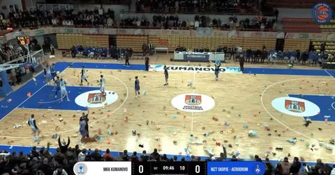 Голем гест на „Кумани“: Полн терен играчки за дечињата од ранливите категории (ВИДЕО)