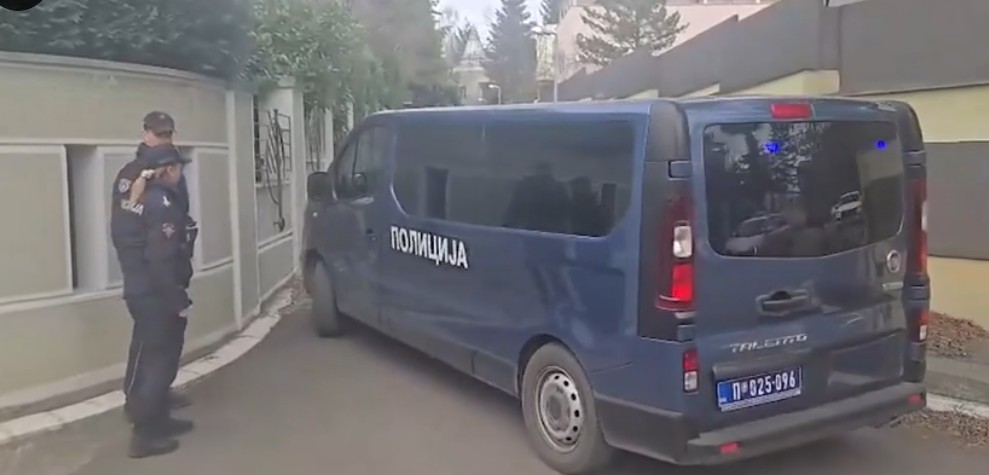 Бомбашот врз вилата на Здравко Чолиќ има 33 години