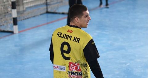 Бикоски потпиша за Макаби Димона и веќе дебитираше за Израелците