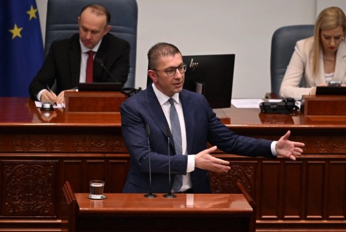 МИЦКОСКИ ДО ФИЛИПЧЕ: Со вакви мекотелни изјави и прашања нема ништо да направите кај гласачите и по 2028 г. ние ќе формираме Влада