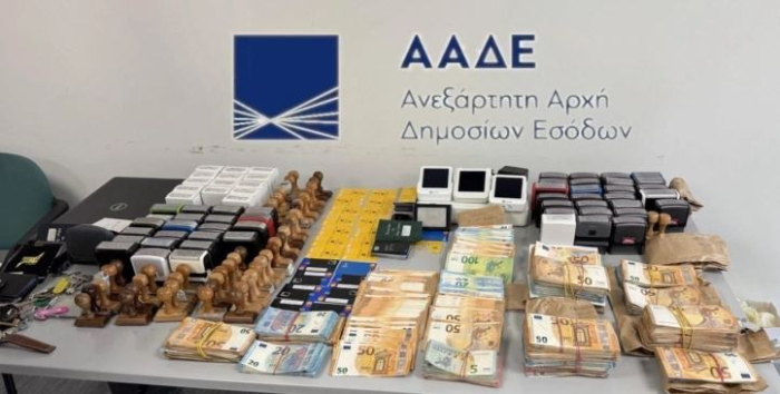 Откриена мрежа со фиктивни управители на 380 компании во Грција со направен долг од 43 милиони евра