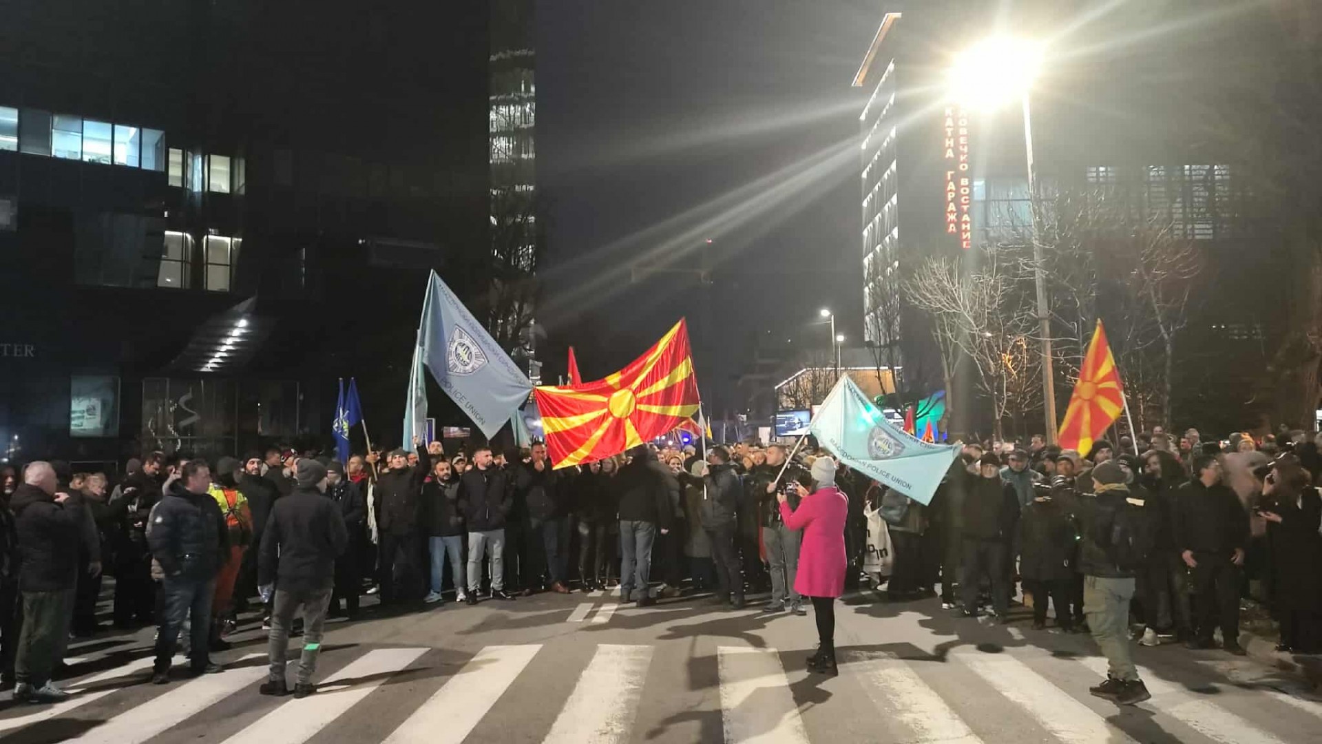 ДЕНЕС ИЗБЕГНУВАЈТЕ ЈА ИЛИНДЕНСКА: Посебен сообраќаен режим во Скопје