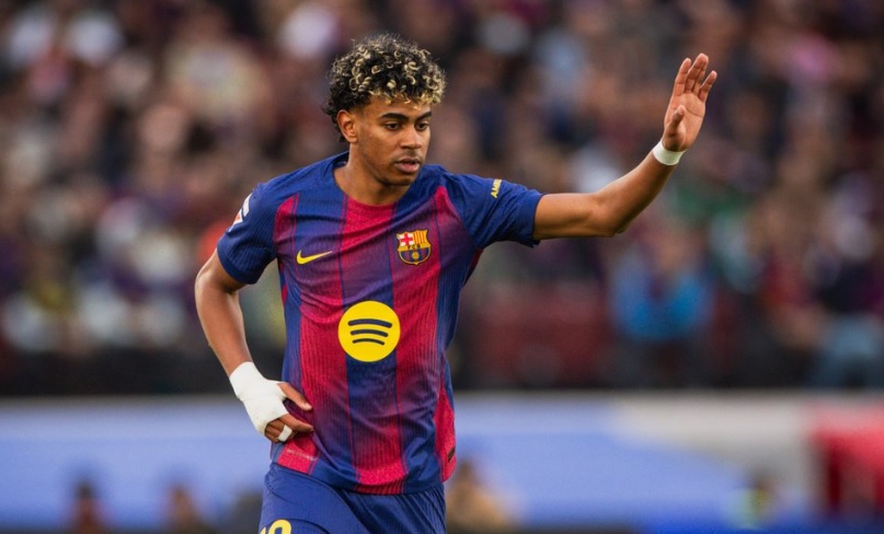 Јамал постигна хет-трик, влезе во историјата и донесе триумф за Барса (Видео)